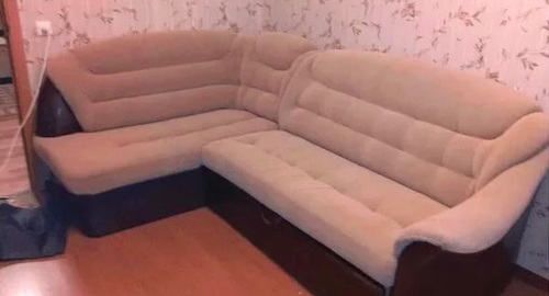 Перетяжка углового дивана. ЦАО Москвы